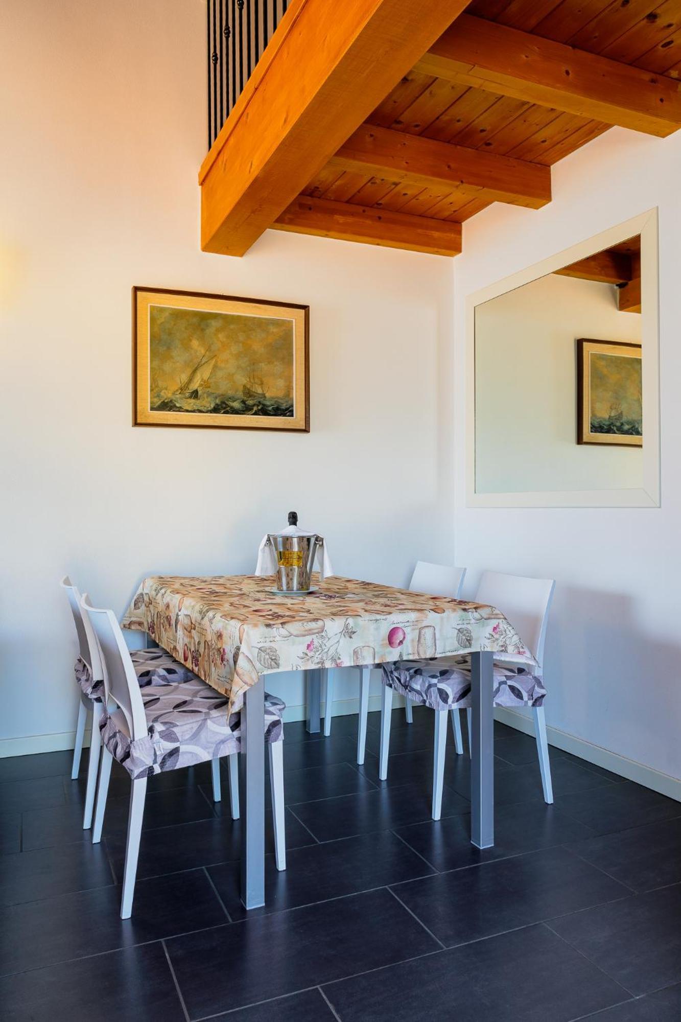 Casa Fausto * Vercana